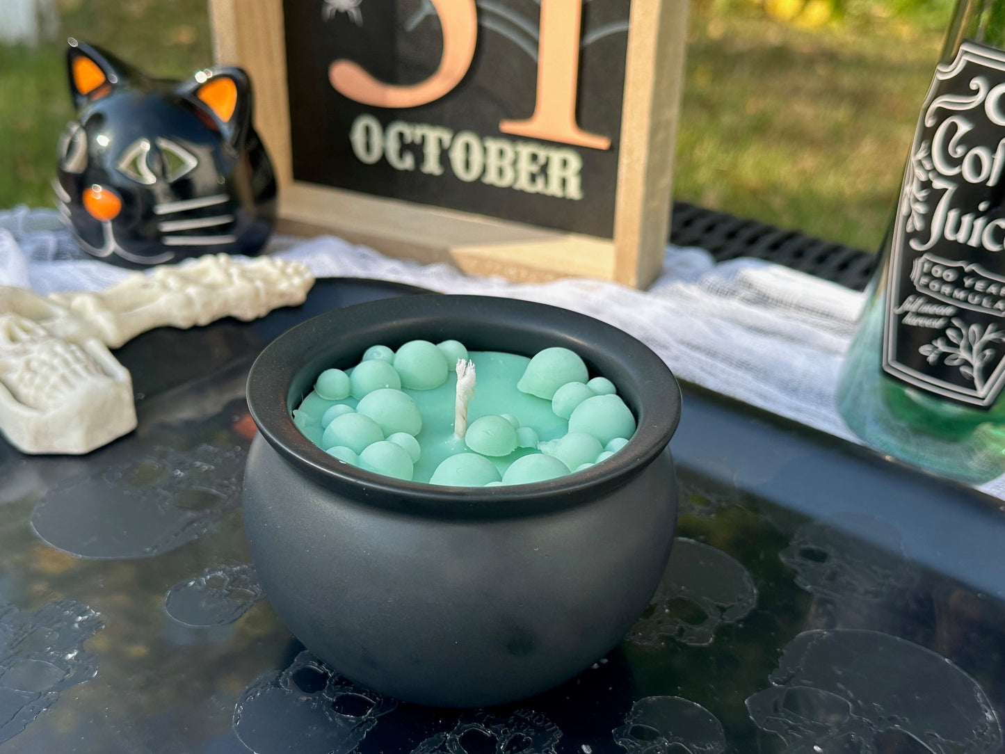 Bubbling Witch’s Brew Cauldron Candle